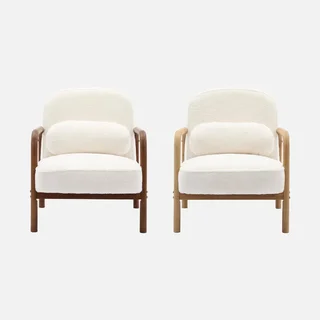 Poltrona escandinava madeira hevea pele sintética creme design arredondado conforto