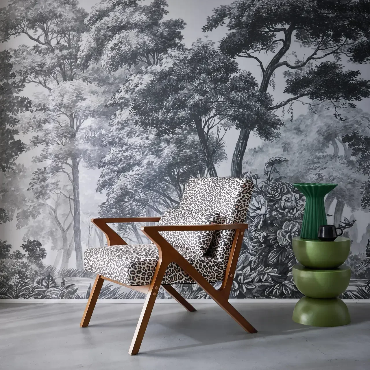 Fauteuil scandinave hévéa noyer imprimé léopard design