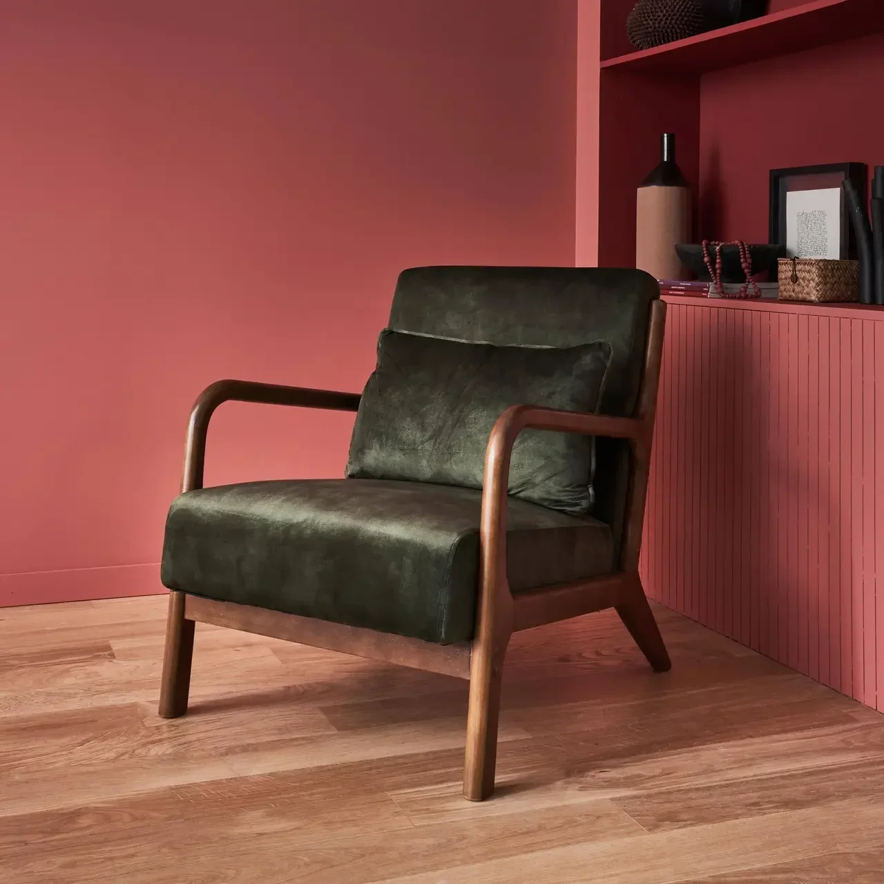 Poltrona Scandinava Velluto Blu Anatra Legno Hevea Noce Chiaro Design