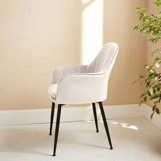 Fauteuil vintage velours Shella noir mat design élégant