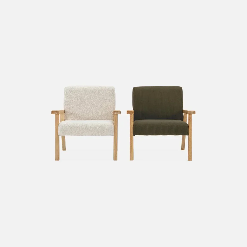 Fauteuil enfant scandinave bouclette blanche pieds hévéa