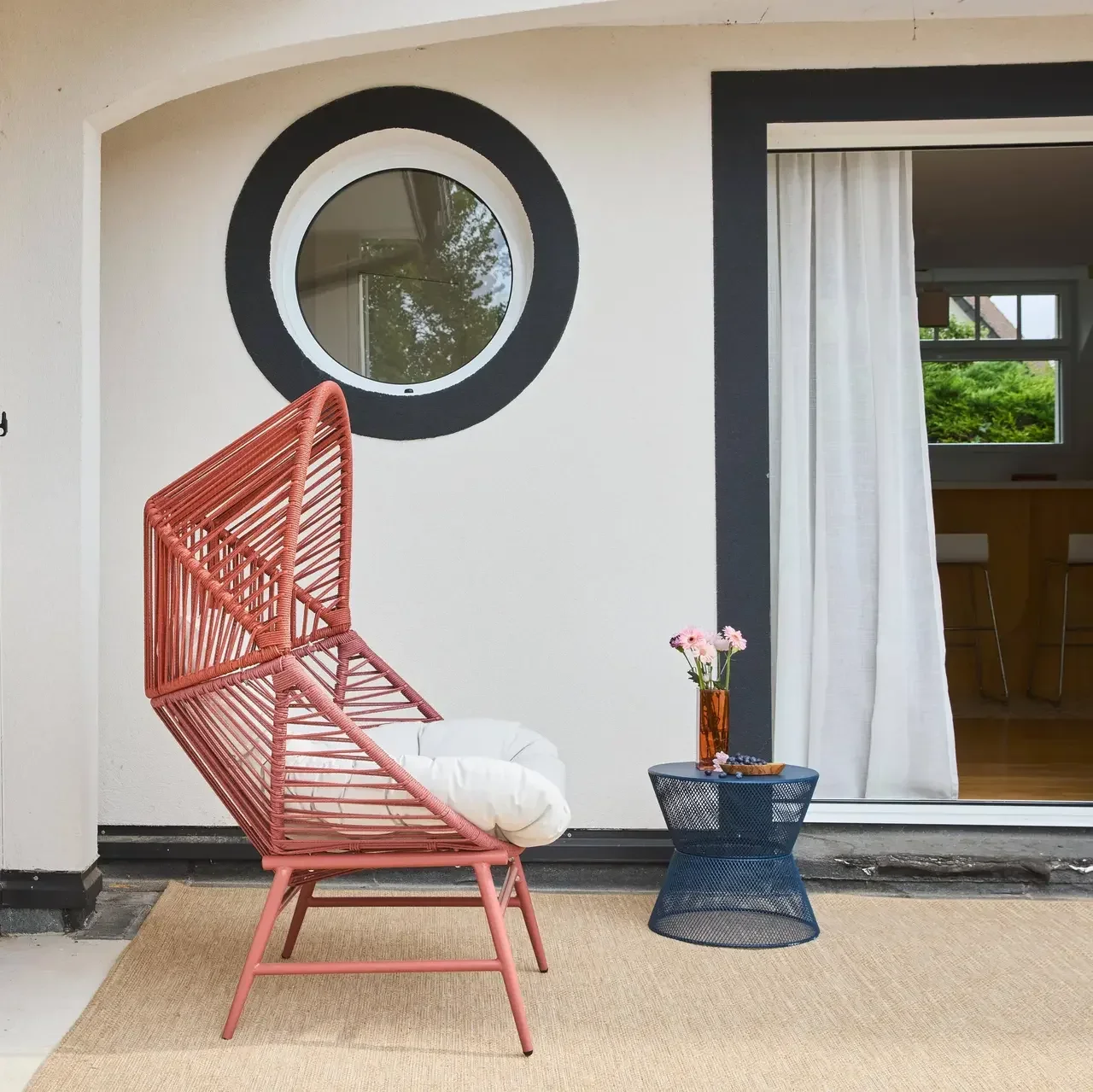 Fauteuil œuf extérieur acier résine terracotta design contemporain terrasse jardin