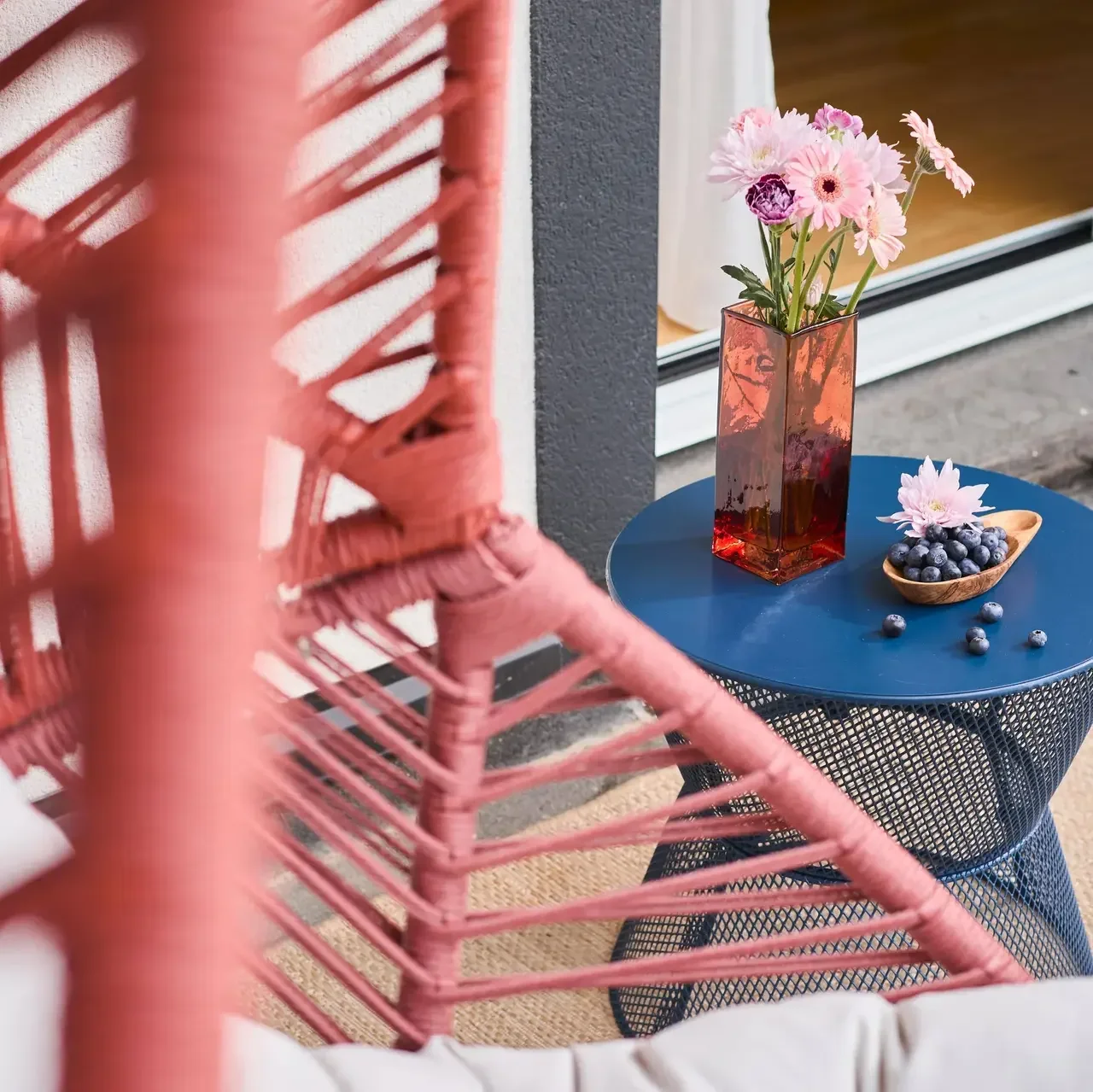 Outdoor egg chair steel resin terracotta contemporary design terrace garden