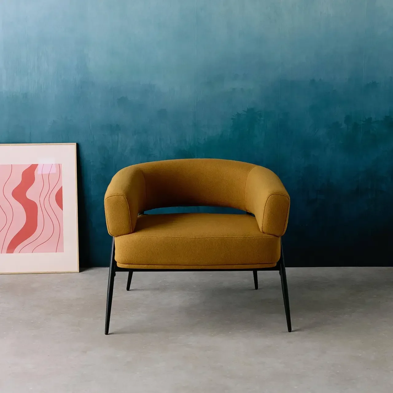 Fauteuil tissu dossier cintré piétement métallique Cristo