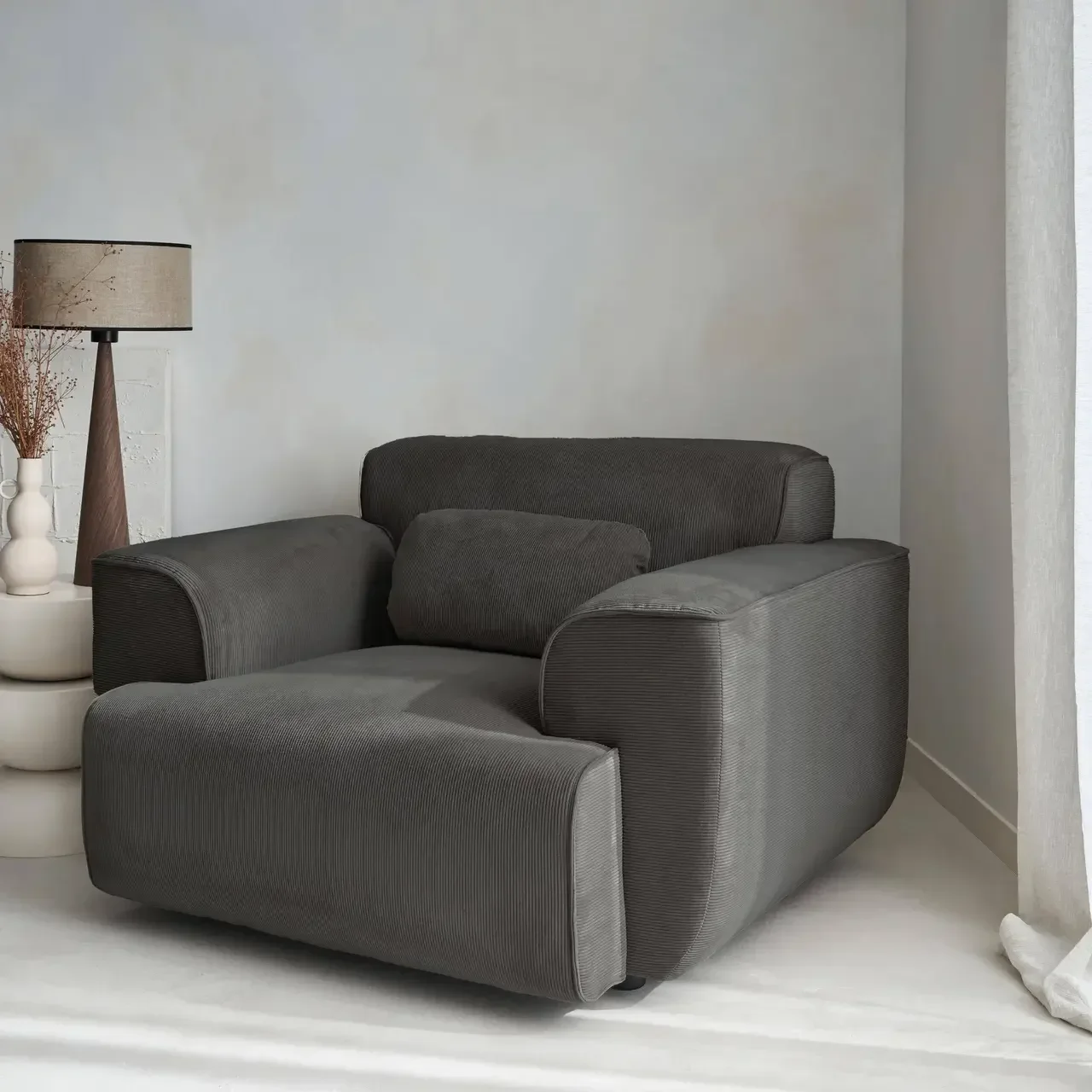 Fauteuil velours côtelé 1 place Wallas - Design minimaliste et confort profond