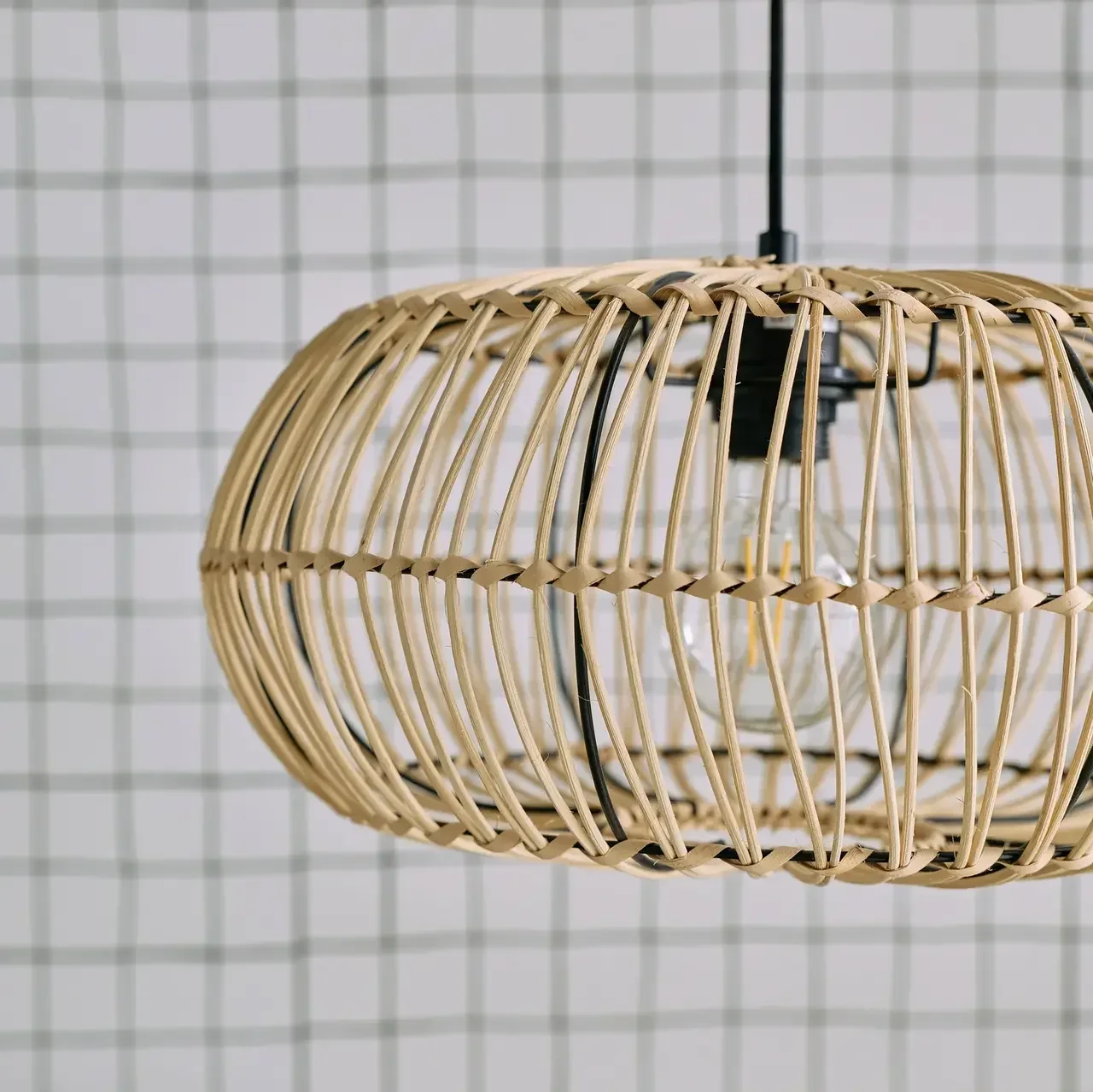 Lampadaire rotin naturel tressé 170 cm salon exotique