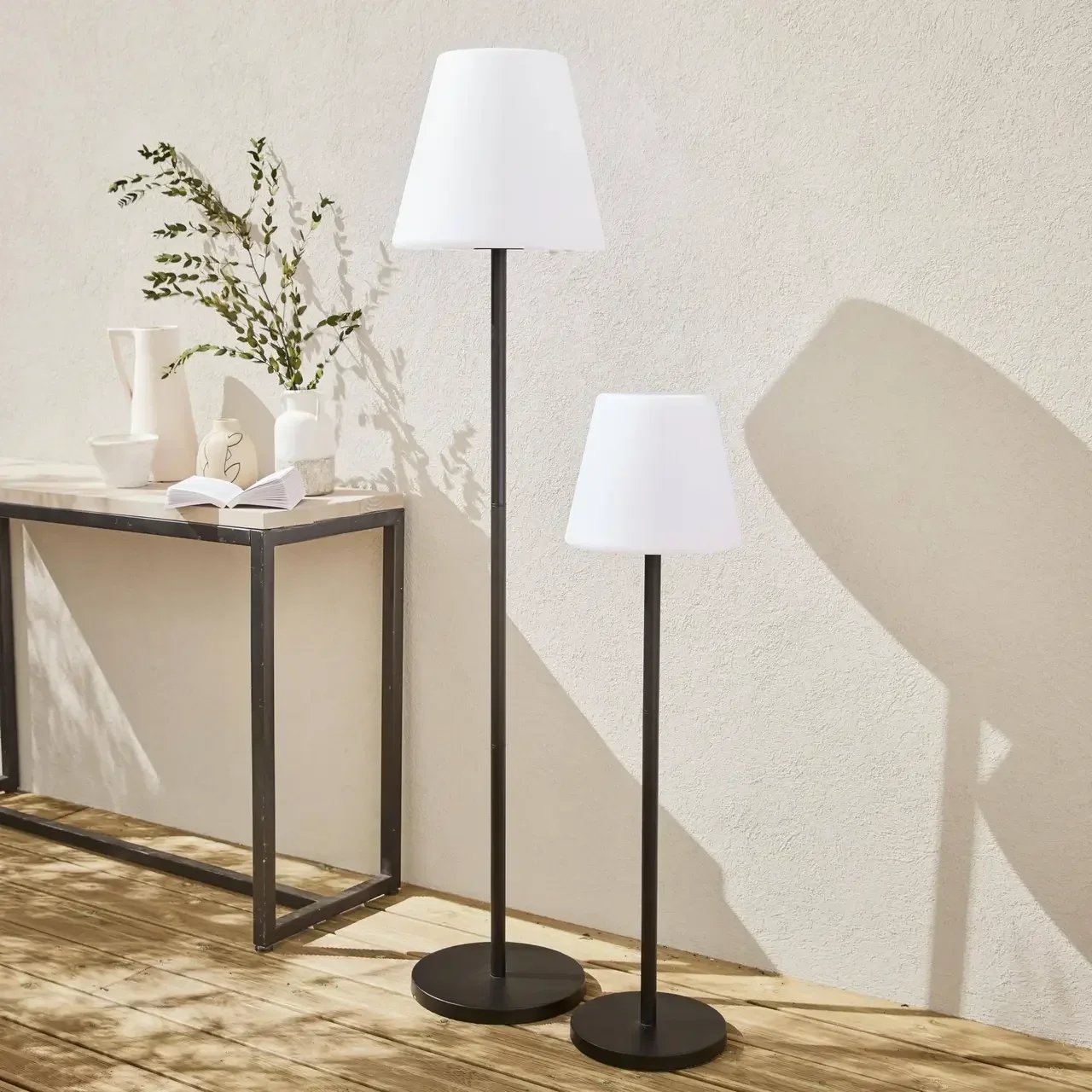 Lampadaire solaire LED 150cm jardin extérieur hybride 16 couleurs télécommande