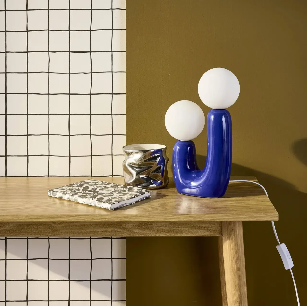 Lámpara de Mesa Cerámica Vidrio Artesanal 31 cm Deva Azul Beige Terracota