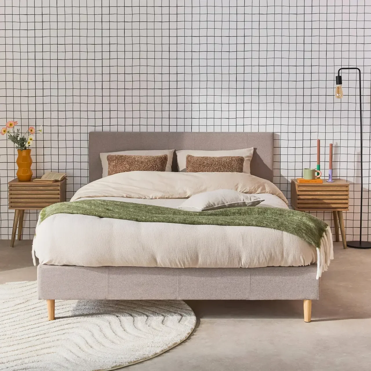Letto imbottito 140x190 cm con rete a doghe integrata Marlon