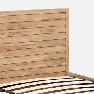 Letto Madère 140x190 con cassetto contenitore e testiera in legno scandinavo