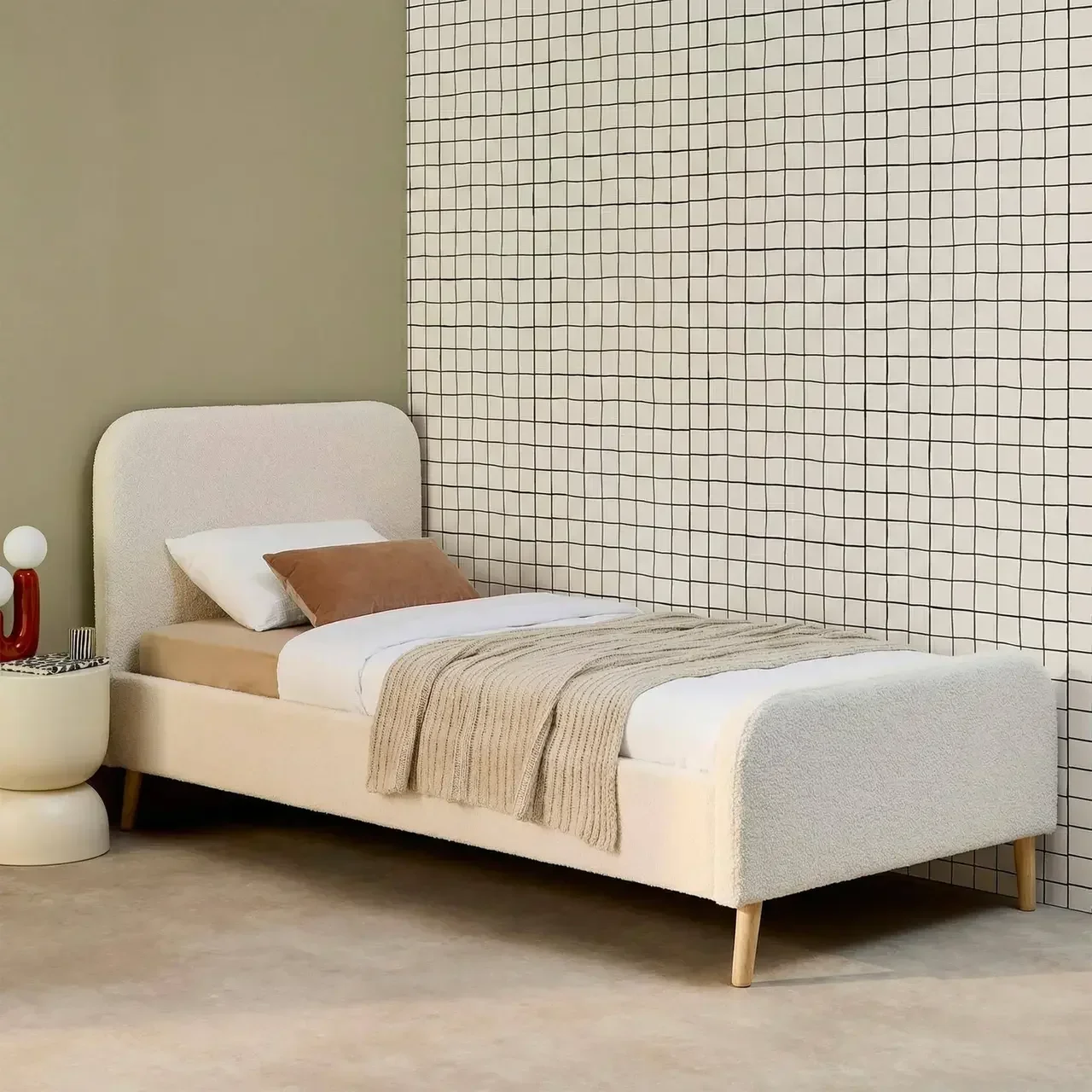 Lit 90x190 Finn tête de lit capitonnée bouclette crème