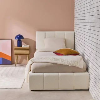 Lit coffre Lex avec tête de lit bouclette blanche et rangement intégré