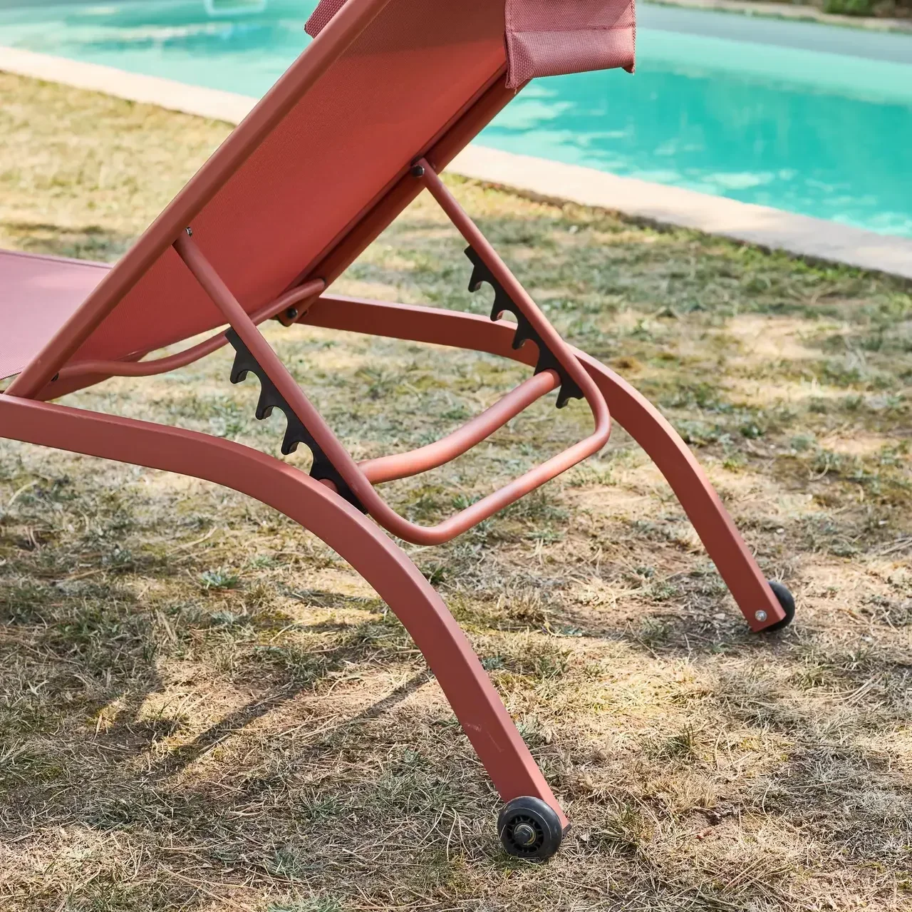 Lot 2 bains de soleil métalliques inclinables matelas roues terrasse jardin
