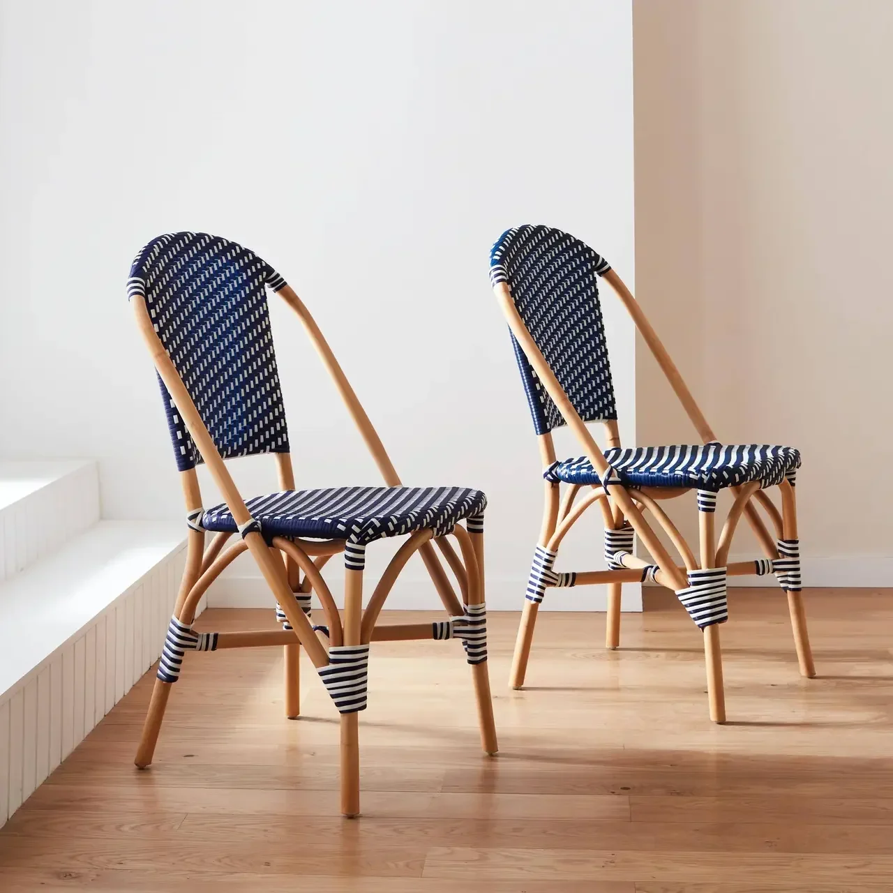 Lot 2 chaises bistrot rotin polyrotin vintage Montmartre