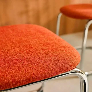 Chaises design cantilever métal chromé chenille beige Maloa