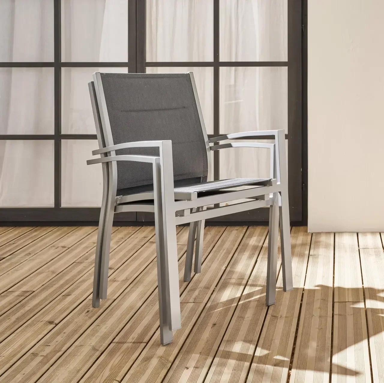 2 chaises empilables aluminium jardin design contemporain légères résistantes