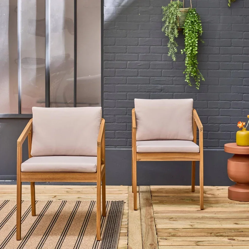 Lot de 2 fauteuils d'extérieur en bois d'acacia avec coussins intégrés Zamara