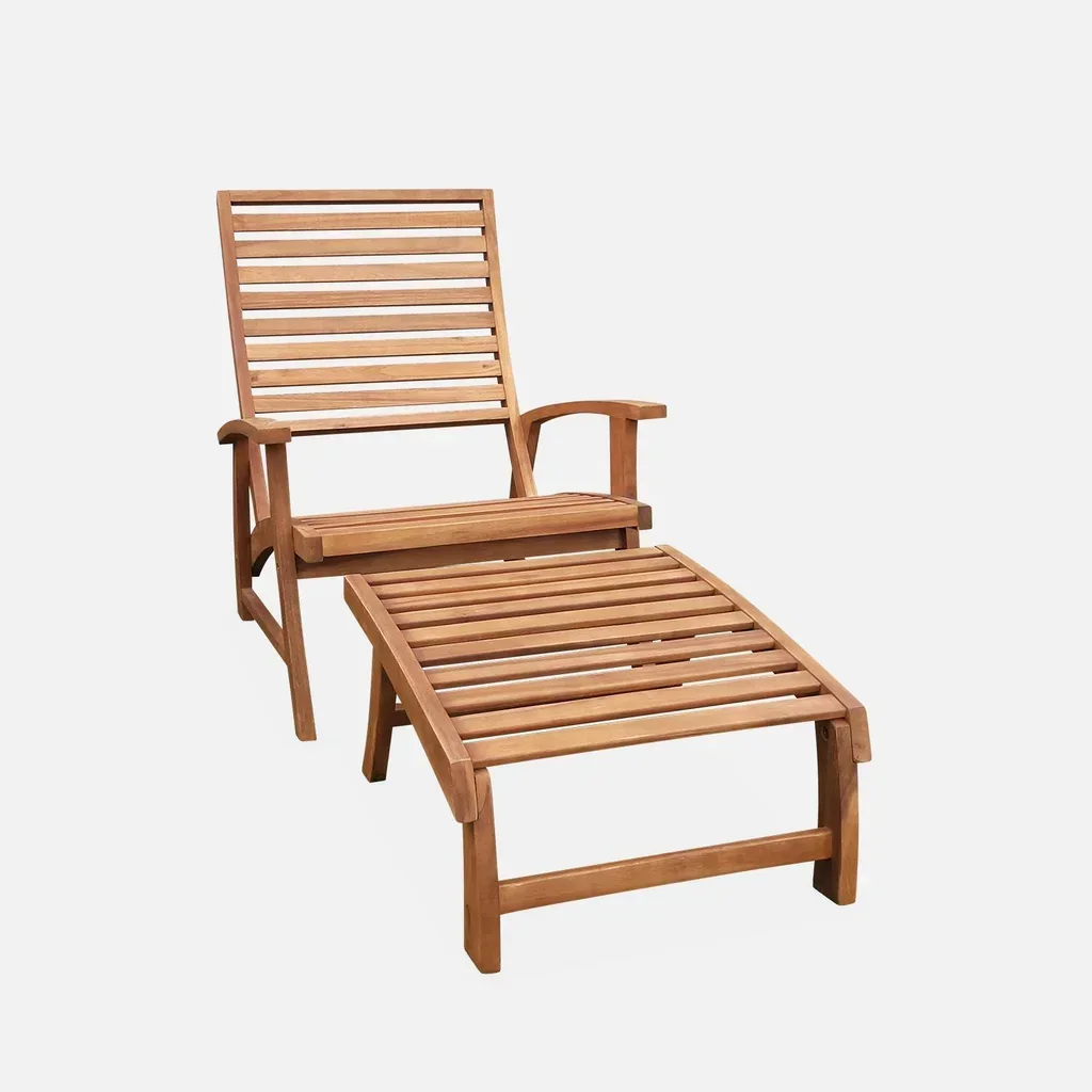 2 Garten-Relaxsessel aus Akazie mit Fußstützen und beigen Kissen