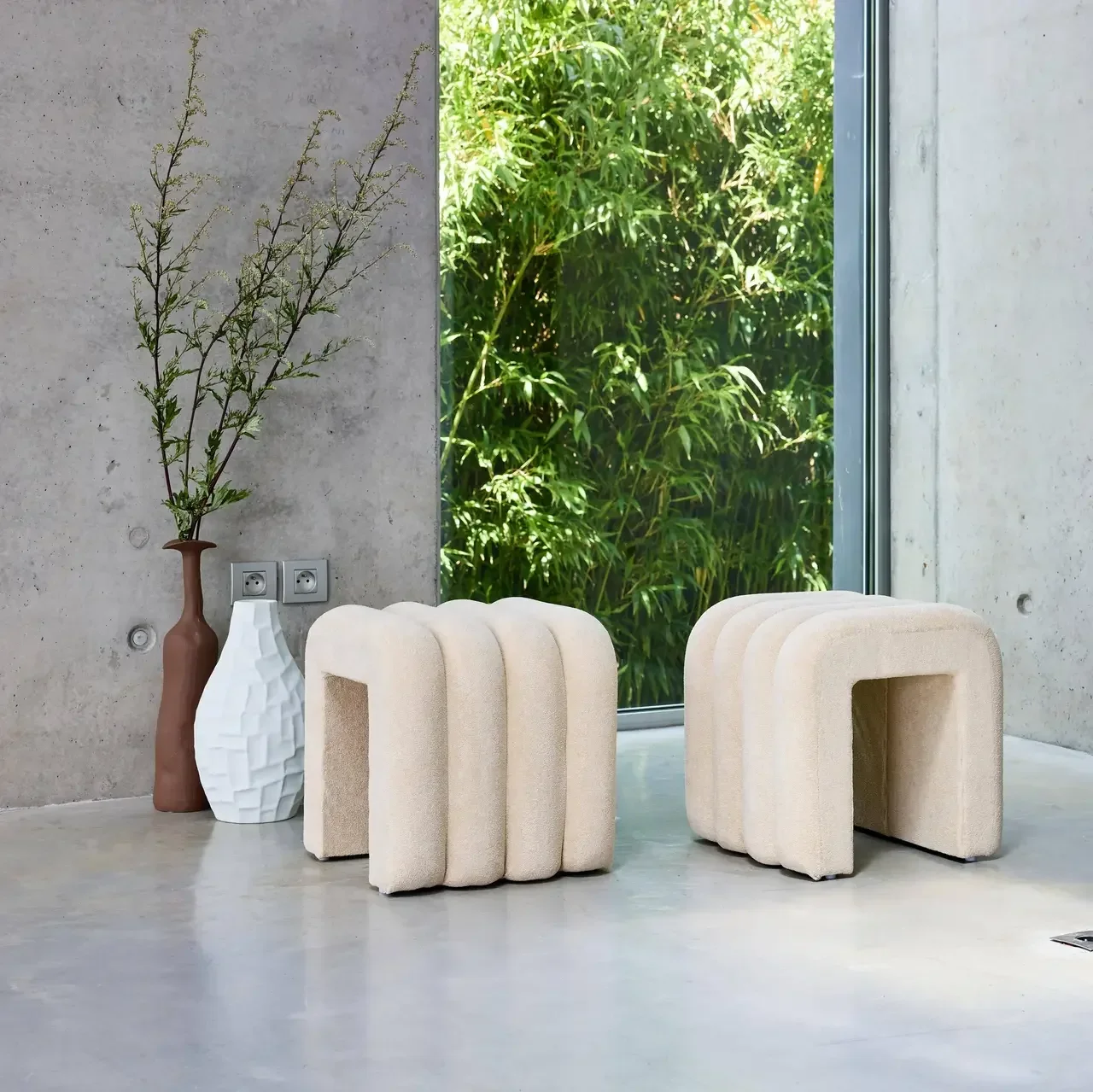 Lot de 2 poufs design en tissu beige moderne ITO 40 cm