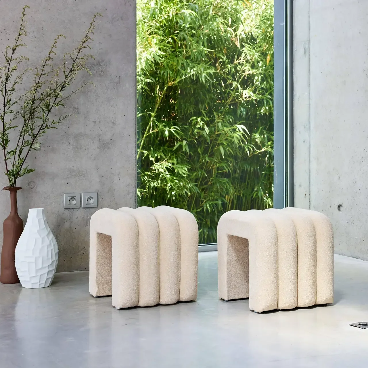 Lot de 2 poufs design en tissu beige moderne ITO 40 cm