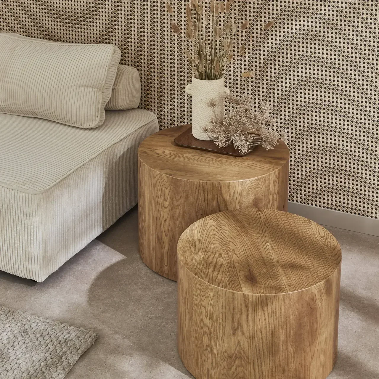 Lot de 2 tables basses rondes gigognes effet bois pour salon contemporain