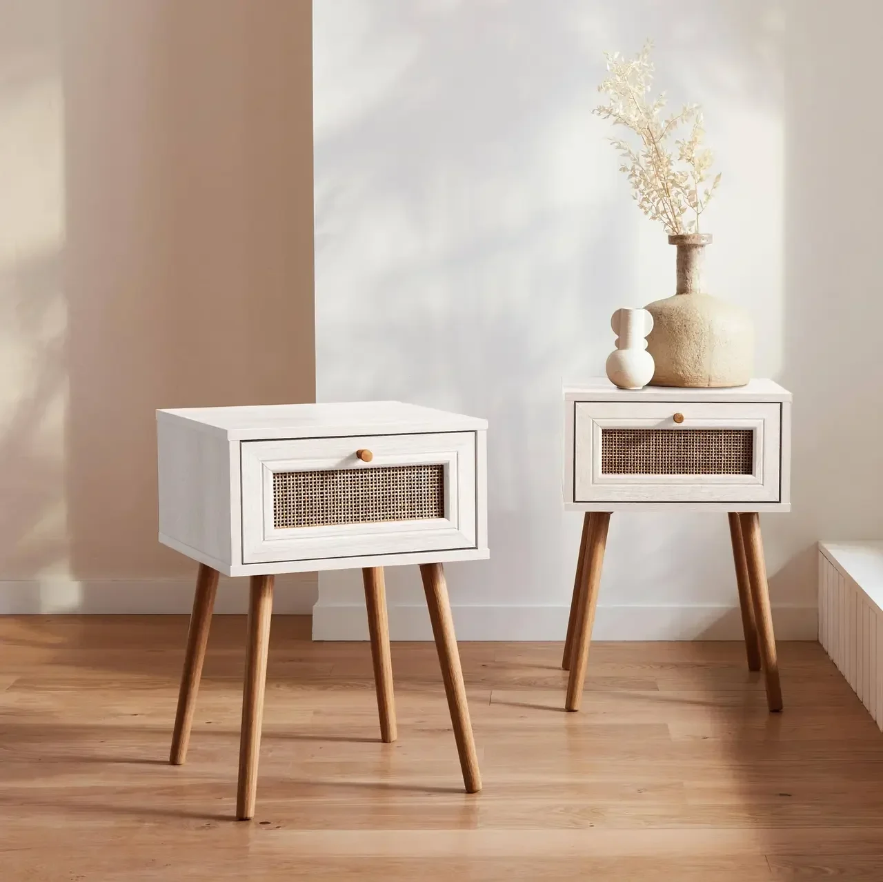 Lot de 2 tables de chevet cannage bois avec tiroir style bohème vintage