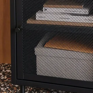 Lot 2 tables de nuit industrielles métal noir 1 porte grillagée