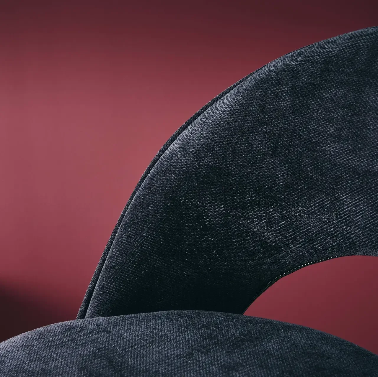 Lot de 2 tabourets de bar réglables en hauteur avec assise en tissu et pied noir mat