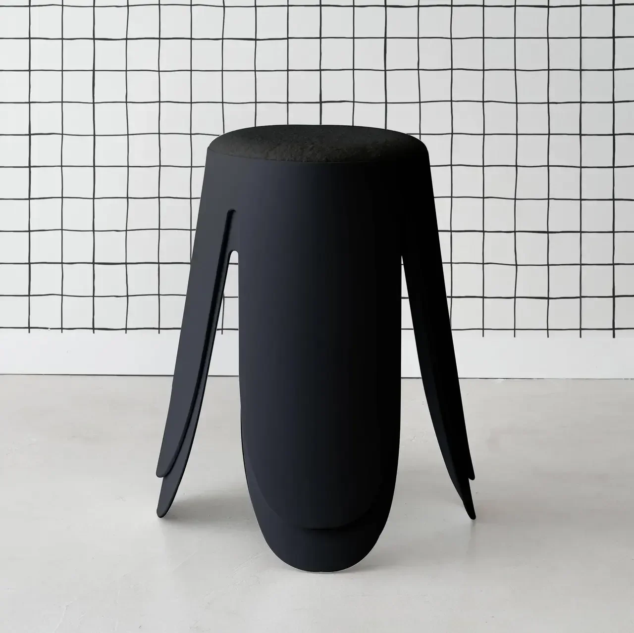 Lot de 2 tabourets Niki bouclette texturée noirs superposables design contemporain