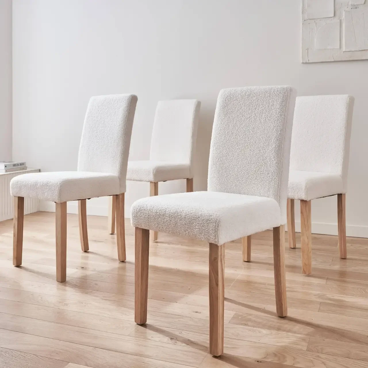 Lot de 4 chaises scandinaves bois hévéa assise bouclette beige Rita