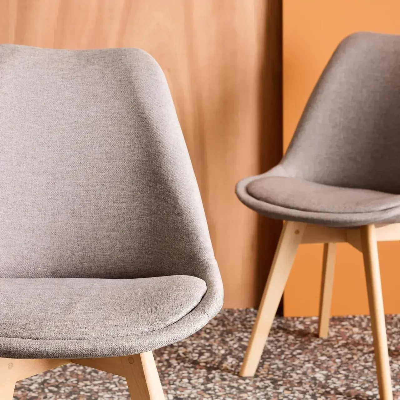 Lot 4 chaises scandinaves hêtre massif tissu design nordique Nils