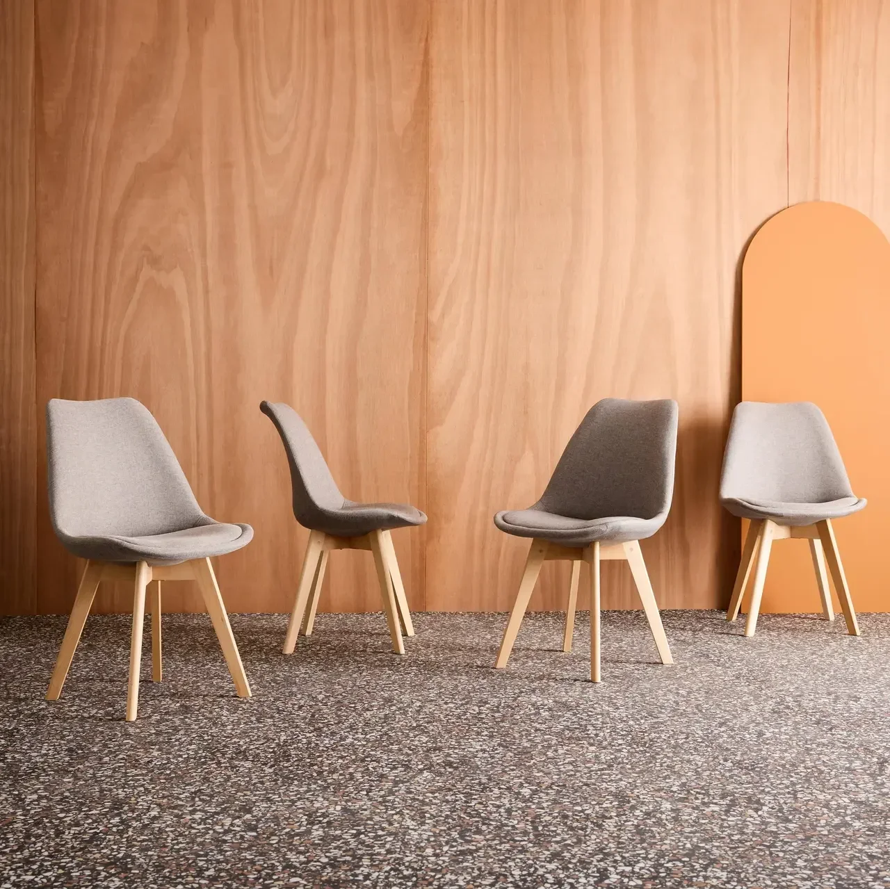 Lot 4 chaises scandinaves hêtre massif tissu design nordique Nils