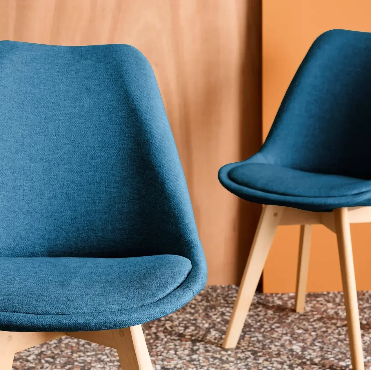 Chaises design scandinave hêtre massif tissu lot 4 Nils