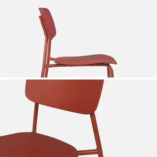 4 chaises de jardin empilables acier plastique Liva design épuré