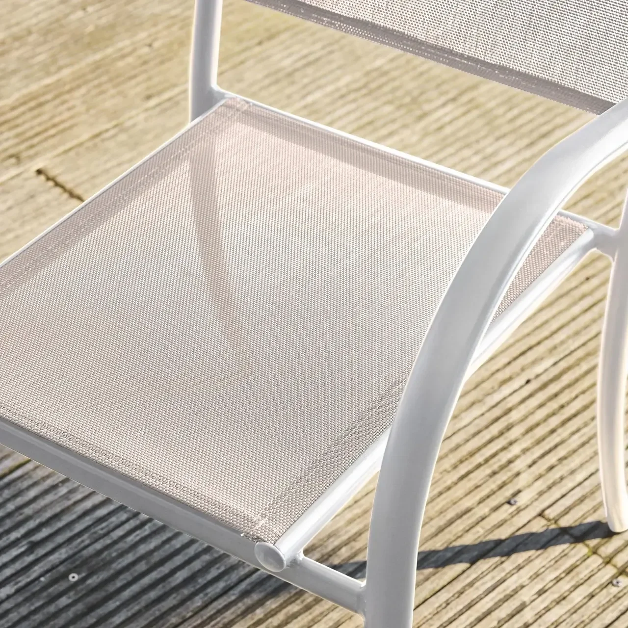 4 fauteuils de jardin aluminium modernes et élégants Amara