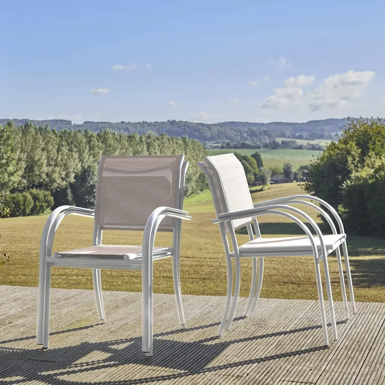 4 fauteuils de jardin aluminium modernes et élégants Amara