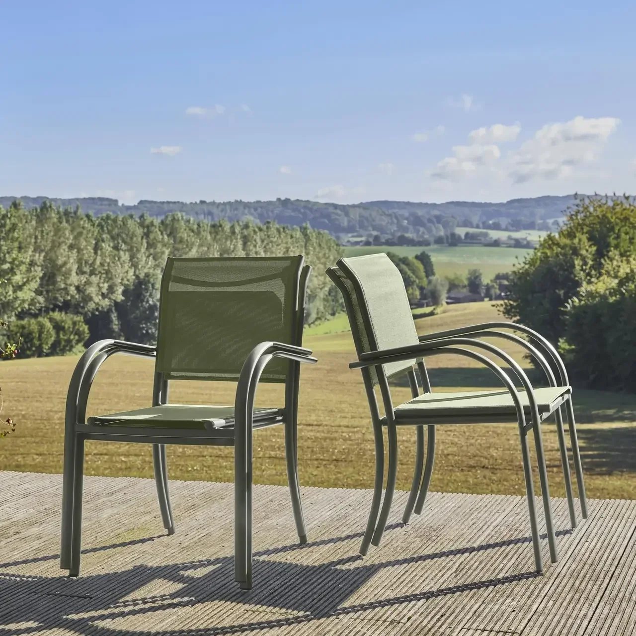 4 fauteuils jardin aluminium modernes et élégants Amara confort