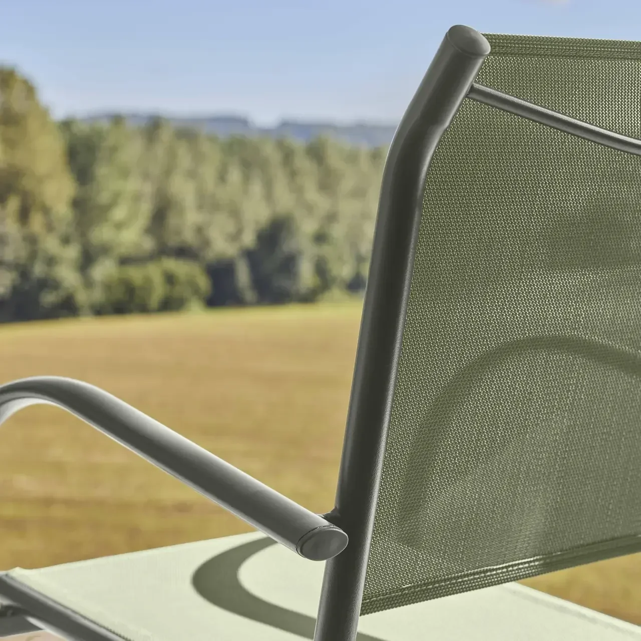 4 fauteuils jardin aluminium modernes et élégants Amara confort