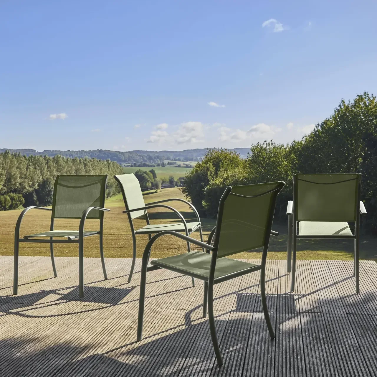 4 fauteuils jardin aluminium modernes et élégants Amara confort