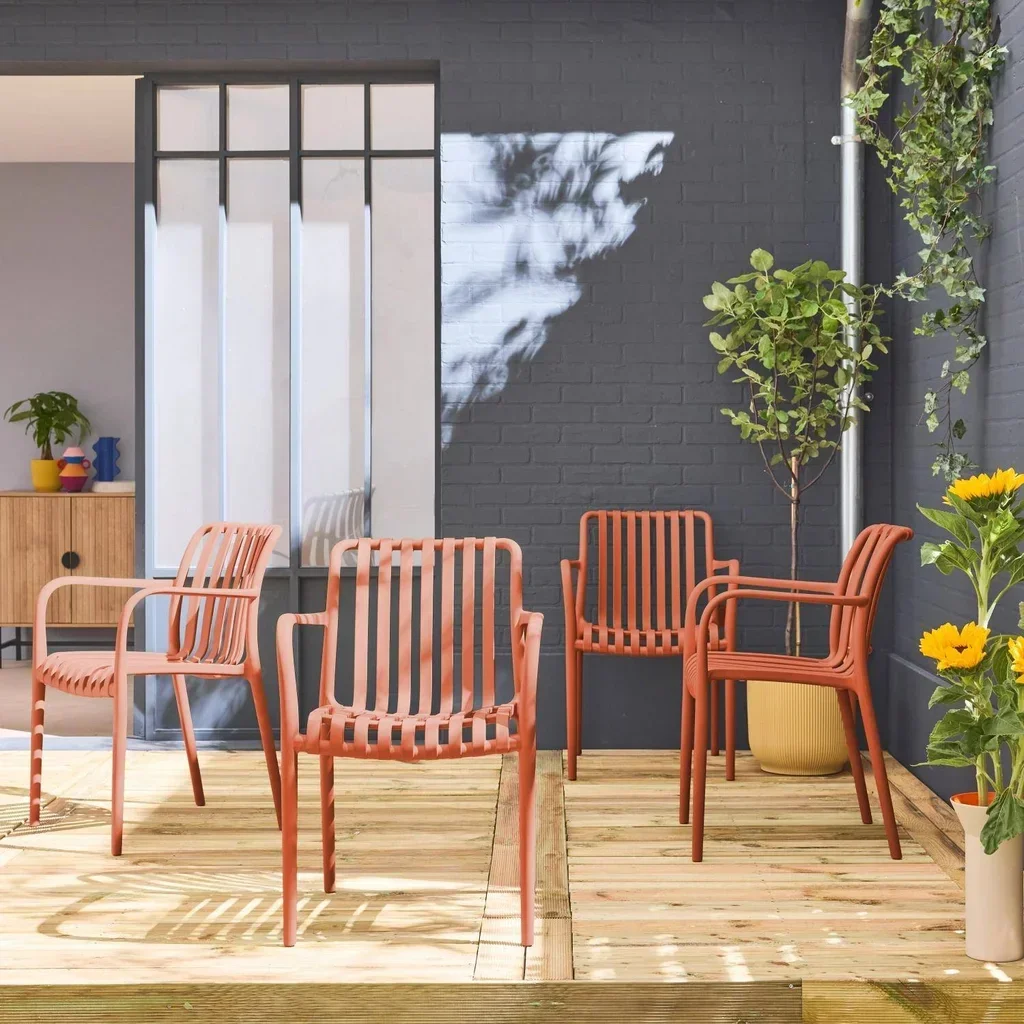 Lot de 4 fauteuils de jardin empilables verts design contemporain