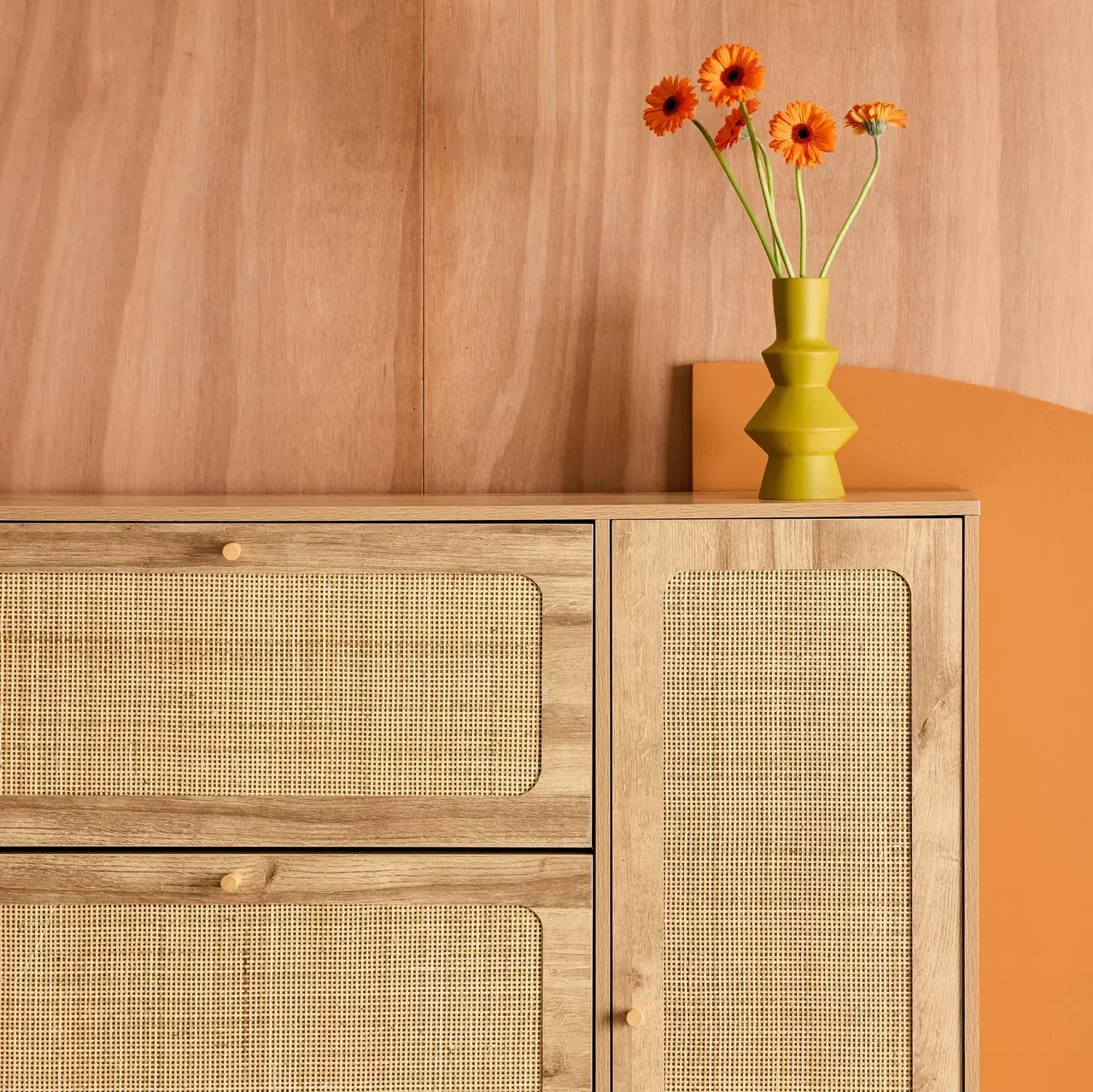 Mueble zapatero 3 puertas ratán madera Boho 21 pares