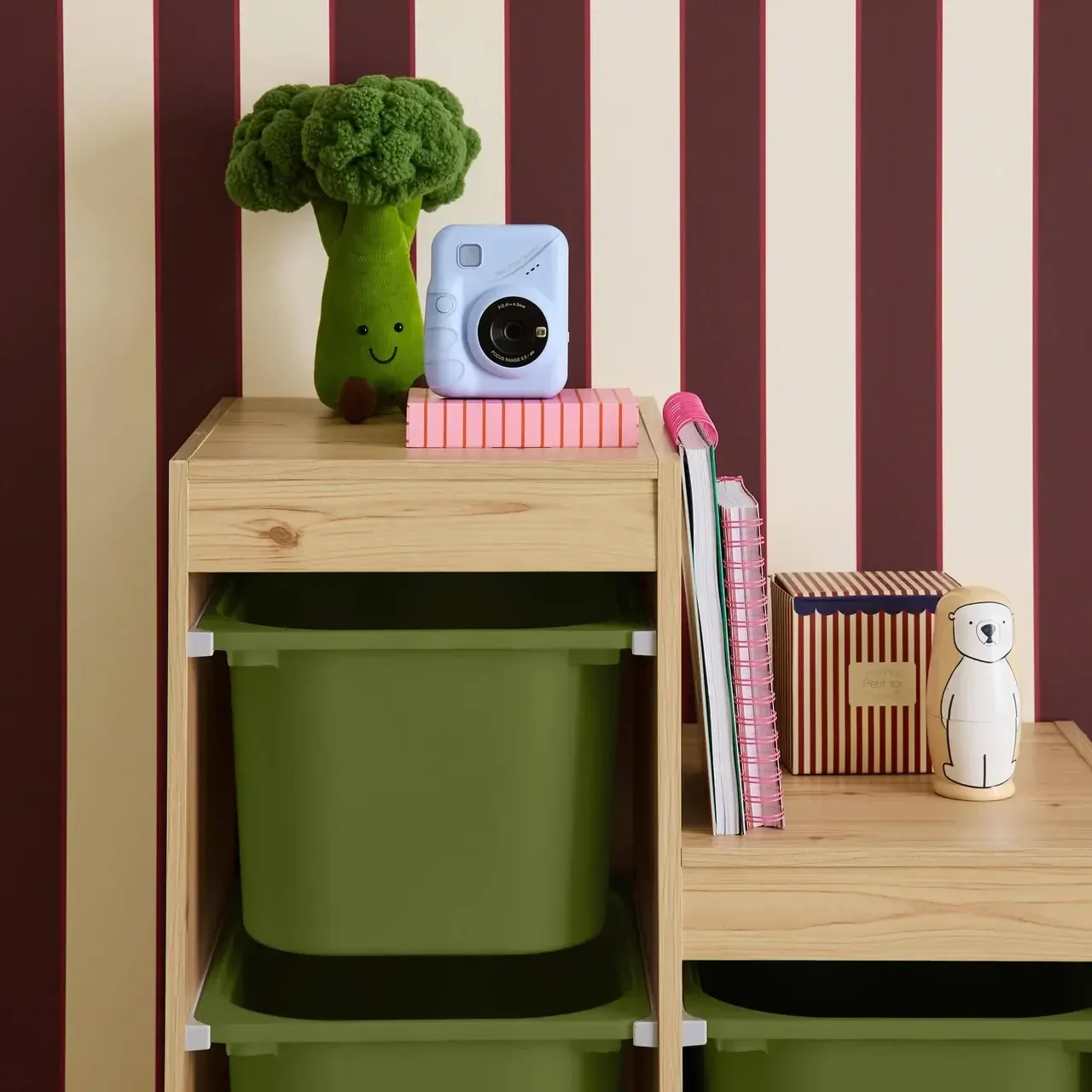 Mueble almacenamiento infantil escalera 6 cajones colores madera Sora