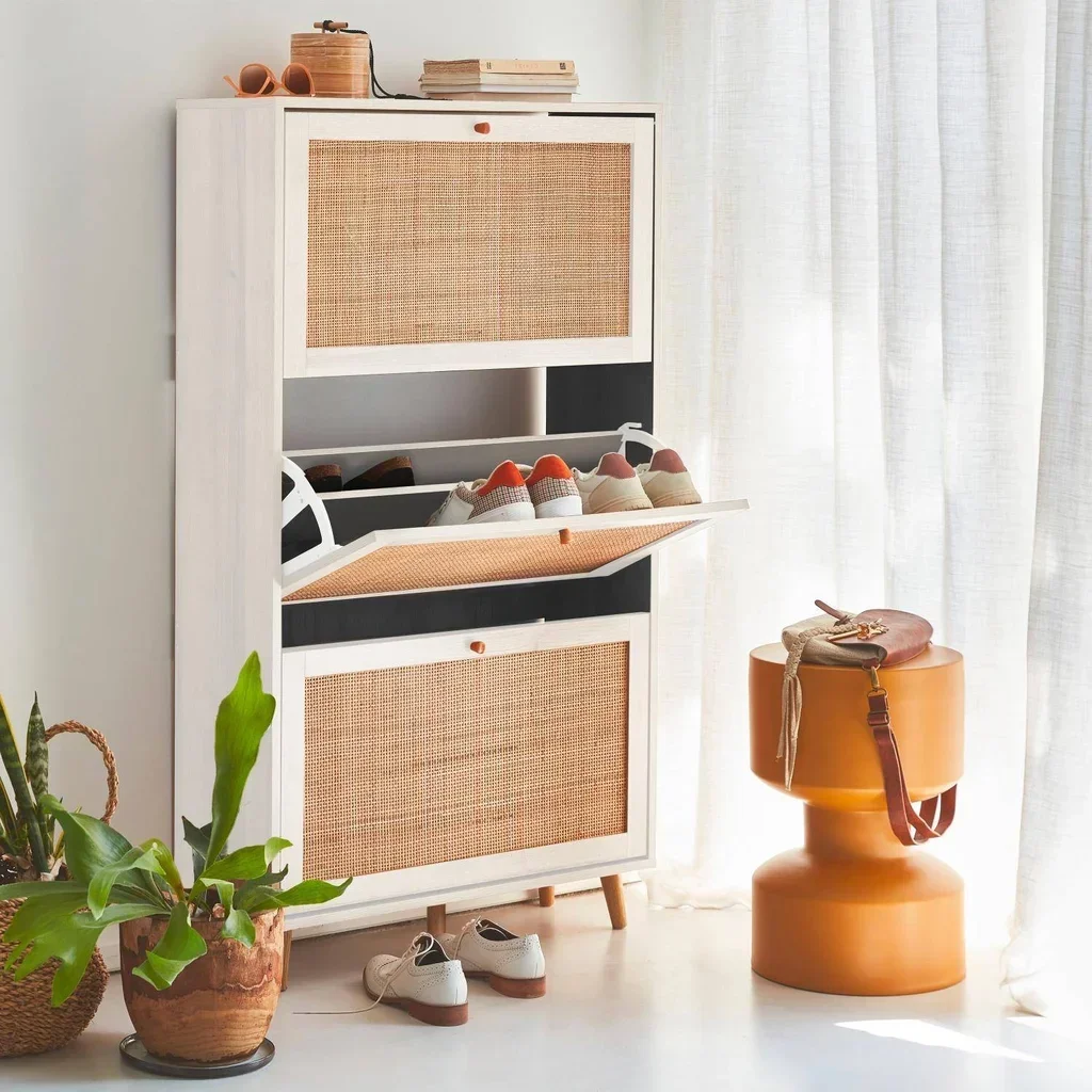 Meuble rangement chaussures cannage rotin 3 portes abattantes bois Bohème entrée