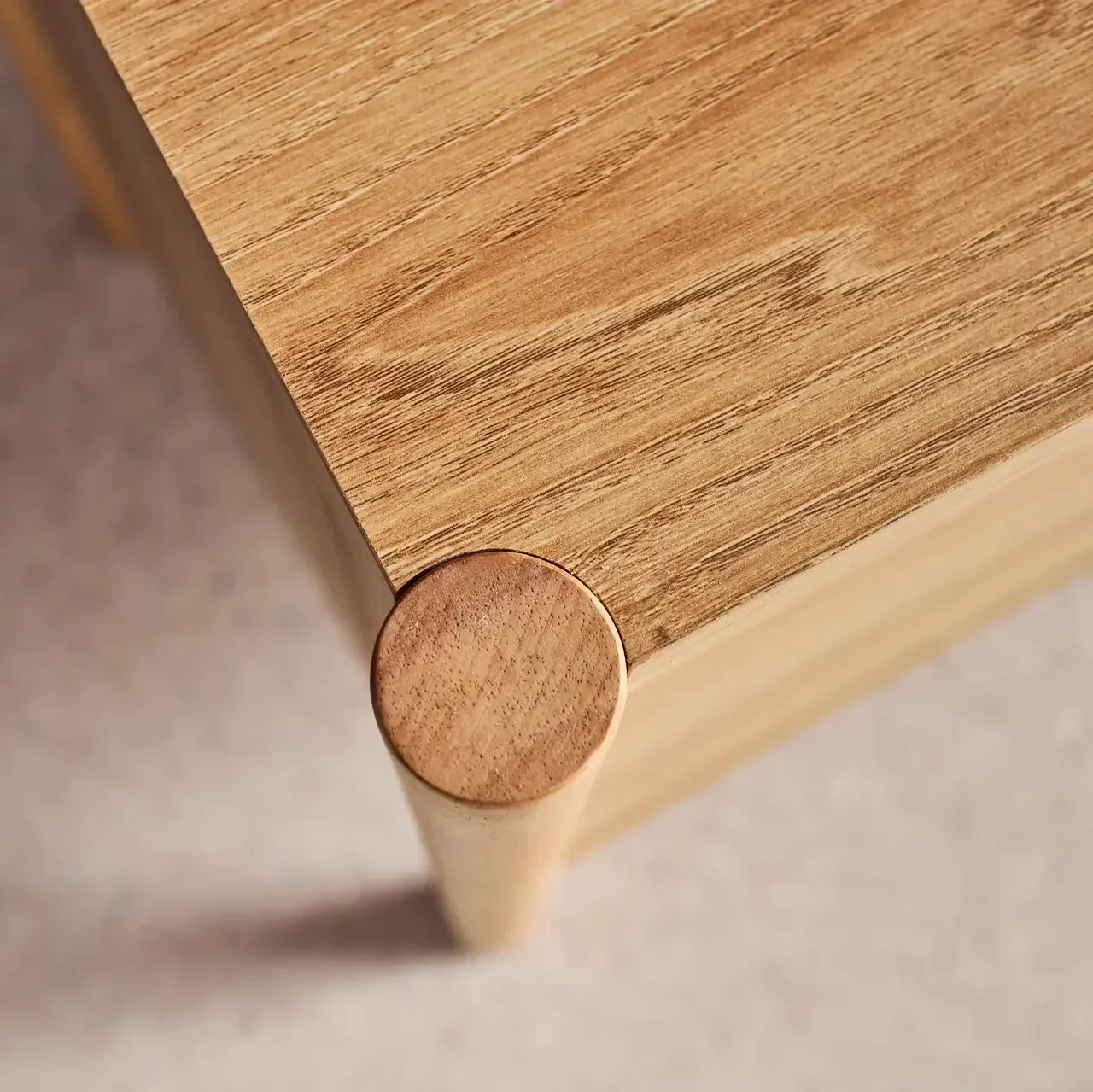 Meuble TV bois naturel 140 cm avec rangement 2 portes et tiroir