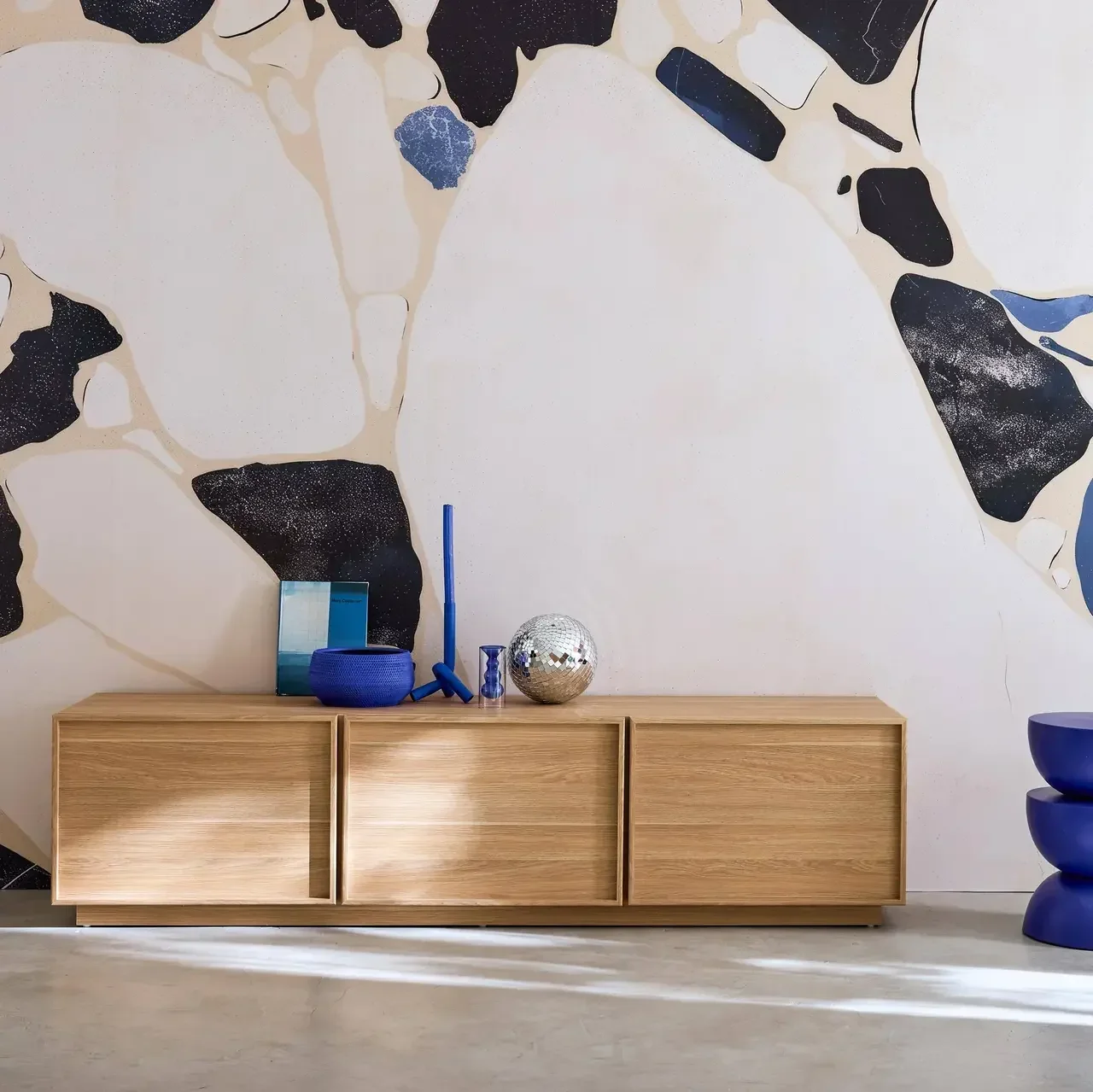 Meuble TV 180 cm 3 portes bois scandinave Kuba salon