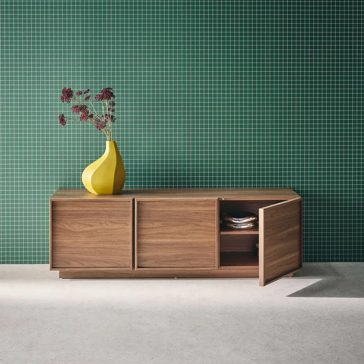 Mueble TV 3 Puertas 140 cm Efecto Madera Nogal Kuba
