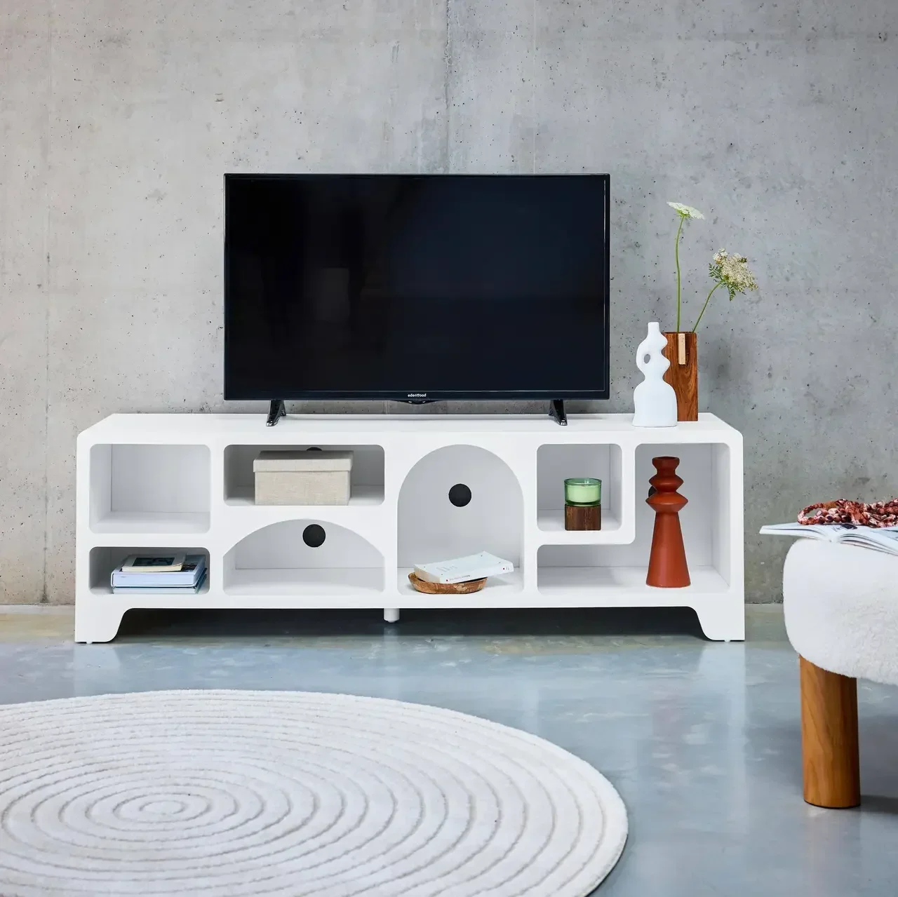 Meuble TV design naturel 160 cm bois blanc 7 rangements
