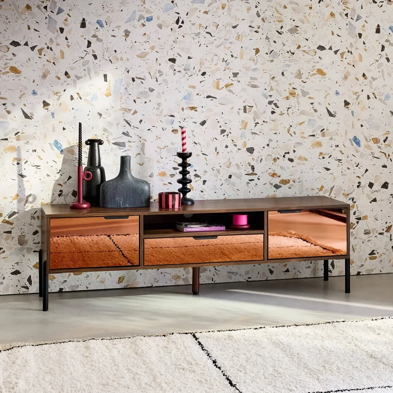 Mueble TV retro madera nogal 2 puertas 1 cajón 151,5 cm Glassy