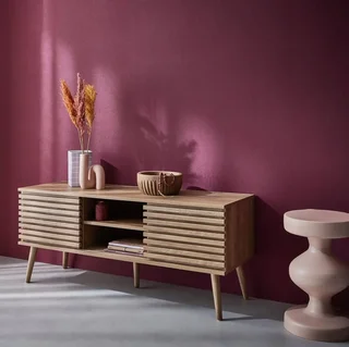 Mueble TV escandinavo madera rayada 120cm doble puerta corredera Madere