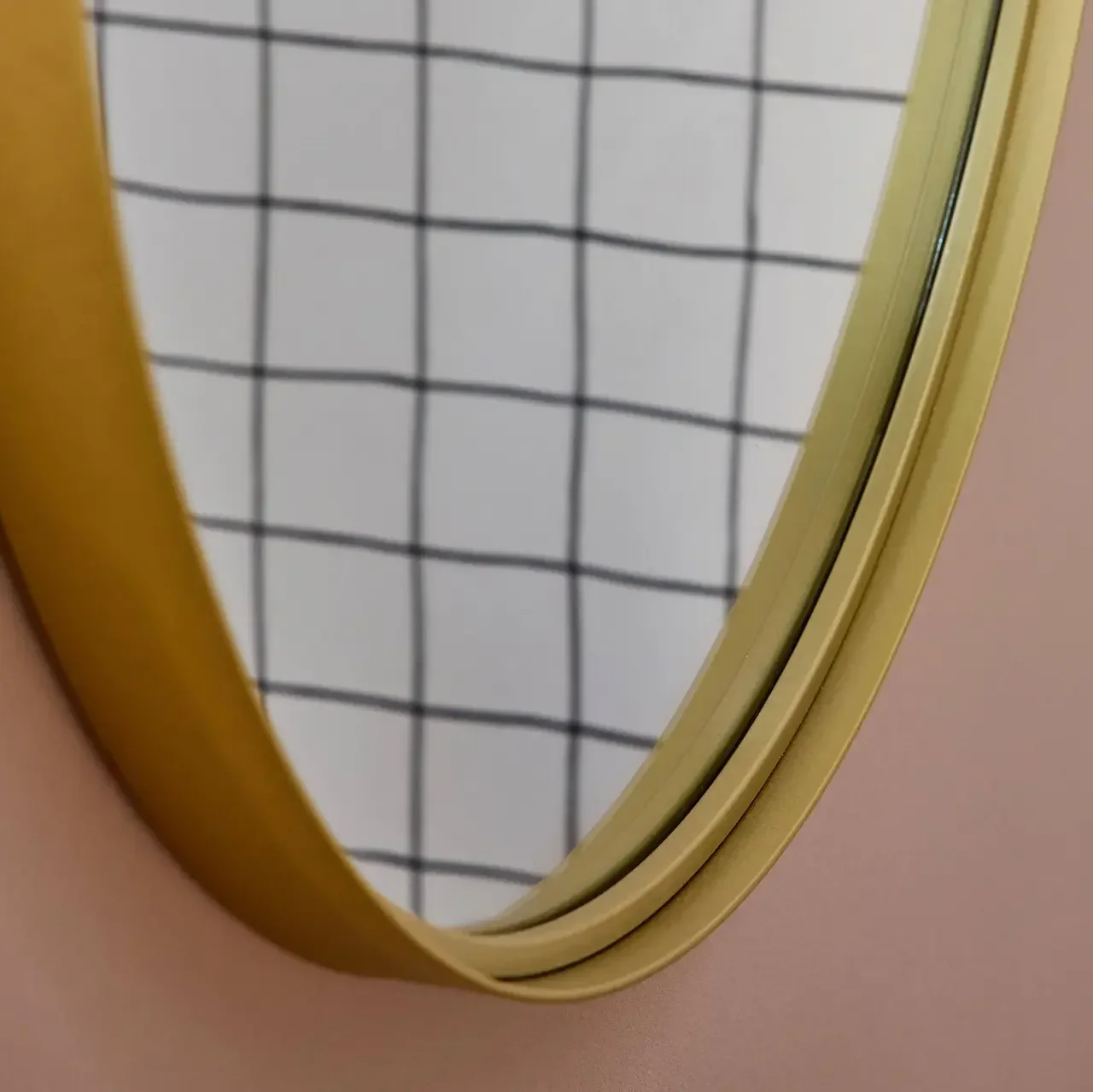 Miroir rond métal 60cm Mabel design moderne chic mural